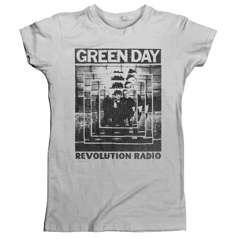 Green Day Ladies T-shirt: Power Shot Front Pockets Side Pockets Patch Pockets