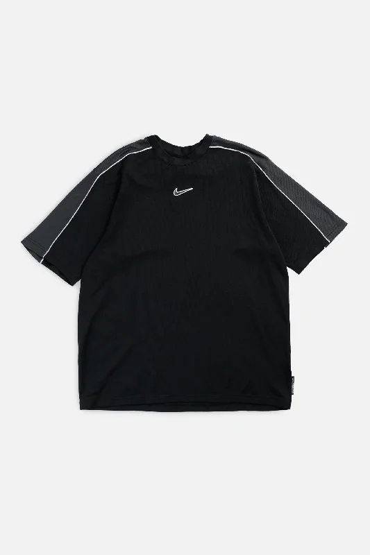 Vintage Nike Tee - L Elegant Classic Vintage