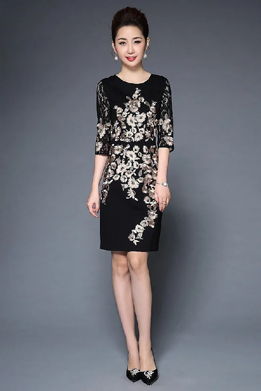 HALF SLEEVE EMBROIDERY MIDI DRESS Trendy Mock Neck Midi Dress