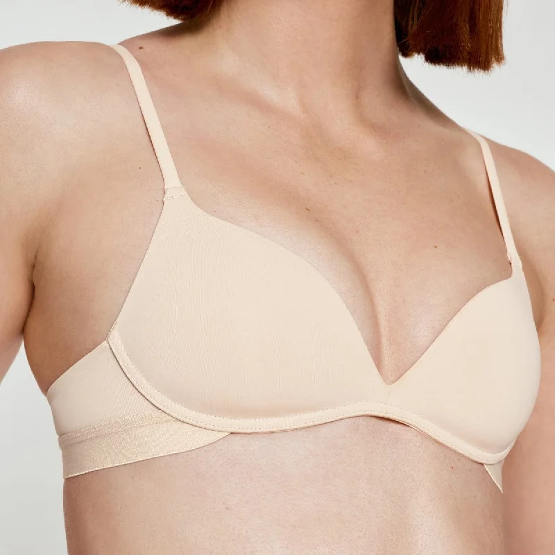 Zero-G Wirefree Lift Up Bra Sand Lace-Trimmed Bra