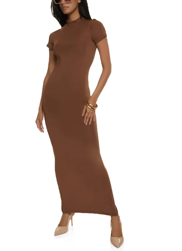 Solid Short Sleeve Mock Neck Maxi Dress Comfortable Fitted Maxi Dress