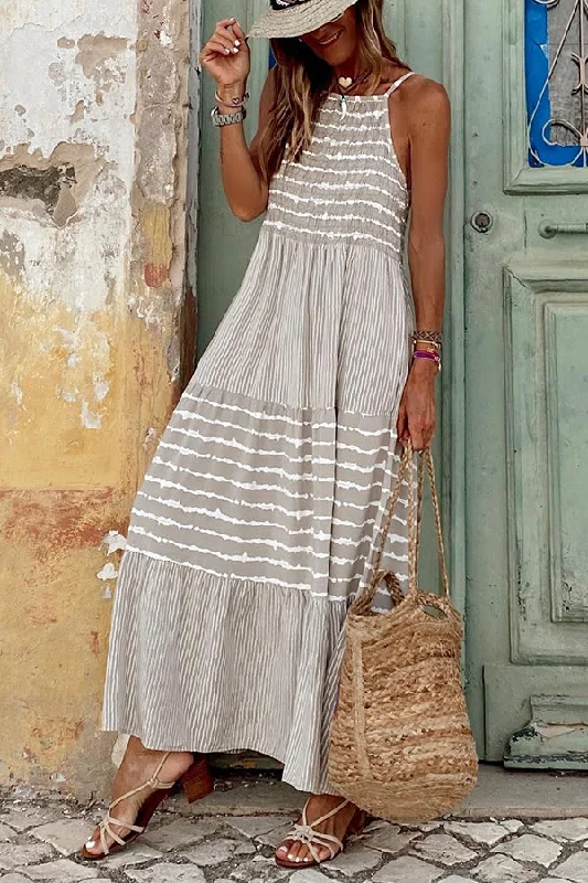 Summer Rise Striped Halter Neck A-line Maxi Dress Classic Strapless Maxi Dress